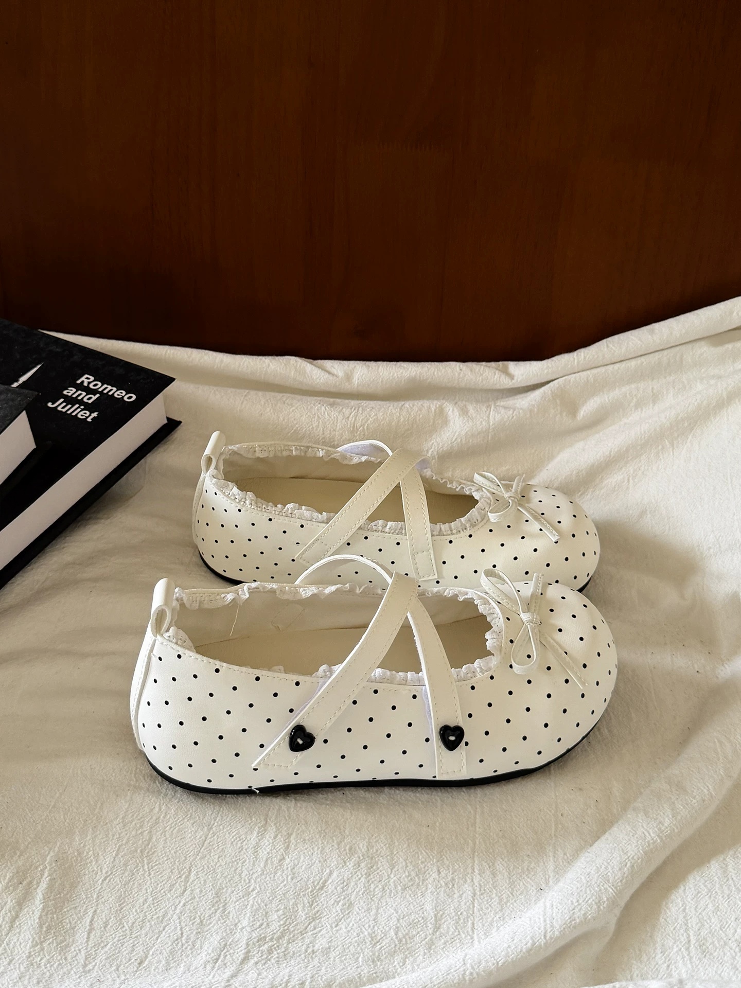 Floral crisscross Mary Jane flats, heart buckle strap doll shoes, tiny bow lace trim ballet flats